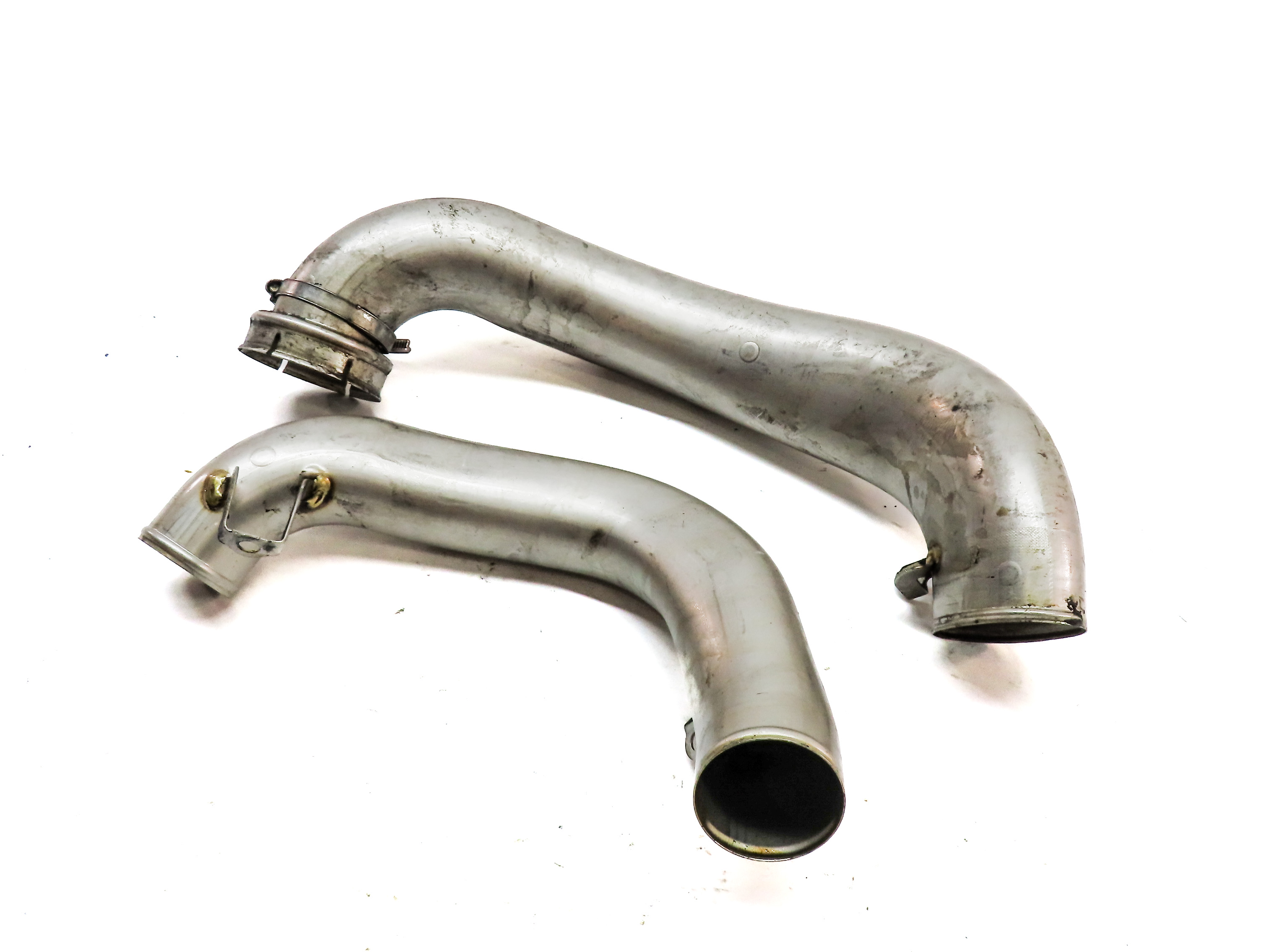 2014 MERCEDES GL450 (X166) 4.6L TWIN TURBO ENGINE RIGHT AIR INTAKE PIPE SET-2 — exact item pictured